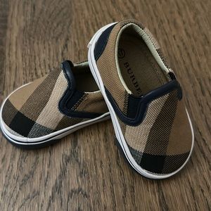 Baby Burberry slip on shoes
